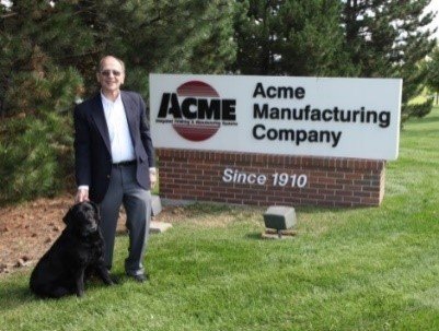 Glen Carlson Jr.， Acme制造公司退休退休主席去世